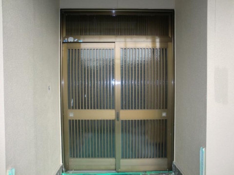 愛知県豊田市Ｍ様邸　リフォーム玄関引き戸で玄関を一新！